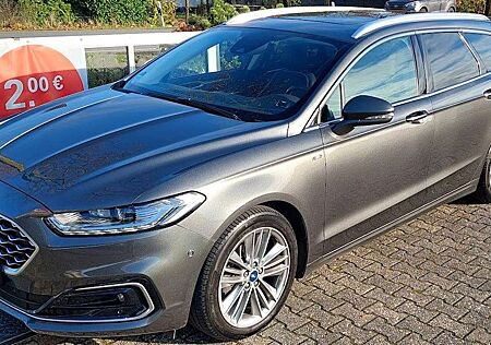 Ford Mondeo Vignale AWD LEDER AHK LED PANORAMA STANDHEIZUNG