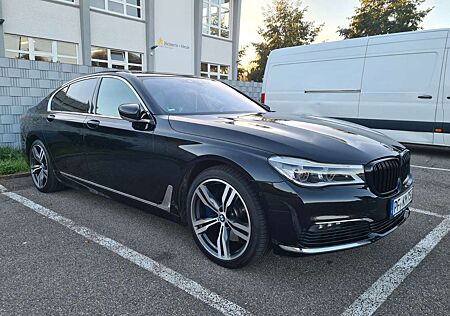 BMW 750 gebraucht kaufen BMW 750 Baureihe 7 Lim i xDrive/2.Hand/Garantie