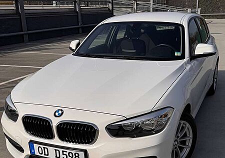 BMW 118 BMW 118i Advantage Automatik | Scheckheft | TÜV &