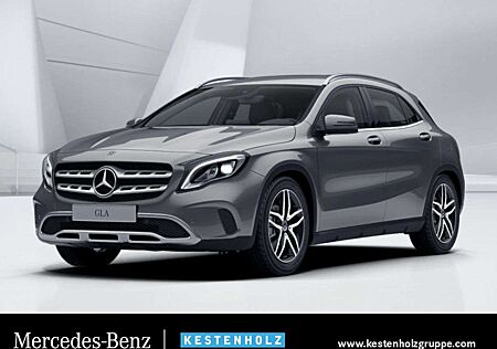 Mercedes-Benz GLA 200 Stdhzg LED Keyl-GO Navi Laderaump PTS Temp