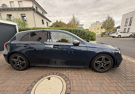 Mercedes-Benz A 180 A-Klasse AMG Line