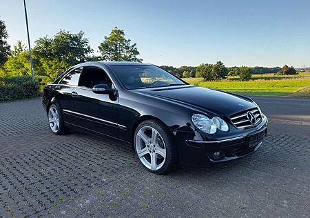 Mercedes-Benz CLK 280 CLK Coupe 280 7G-TRONIC Elegance. Vollausstattung
