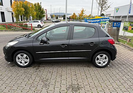 Peugeot 207 95 VTi Premium + Navi
