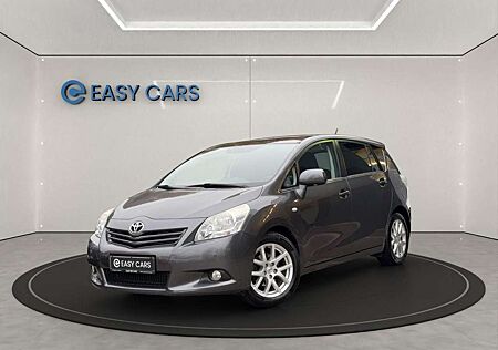 Toyota Verso 2.0 D-4D Travel+AHK+NAVI+CAM+TEMPOMAT+PANO