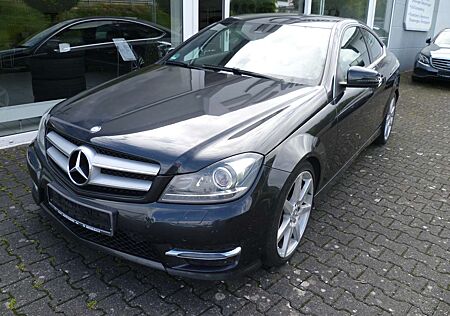 Mercedes-Benz C 180 CGI BlueEfficiency (204.331)