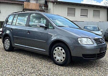 VW Touran Volkswagen 1.6ConceptlineSHZ Scheckheft Klima 1Hand 8xBereift