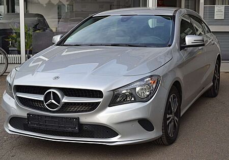 Mercedes-Benz CLA 180 CLA 180d Shooting Brake *AUTOMATIK*LEDER*NAVI*1A