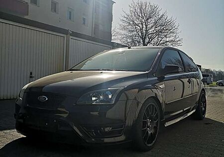 Ford Focus 2.5 ST