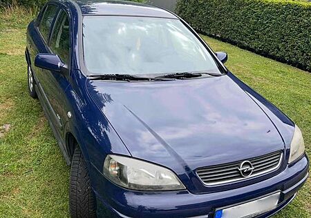 Opel Astra 1.6Njoy