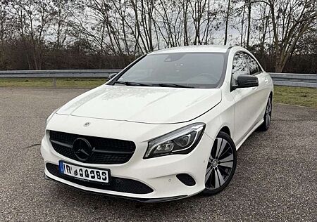 Mercedes-Benz CLA 180 Urban Night-Paket LED