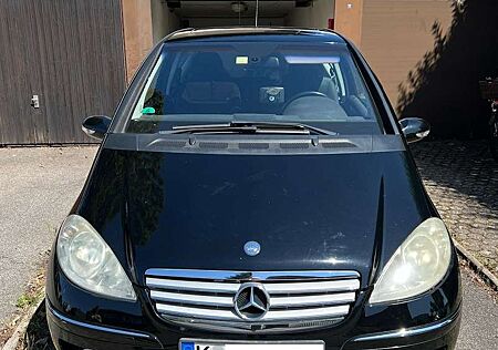 Mercedes-Benz A 200 A-Klasse 3-Türer Elegance