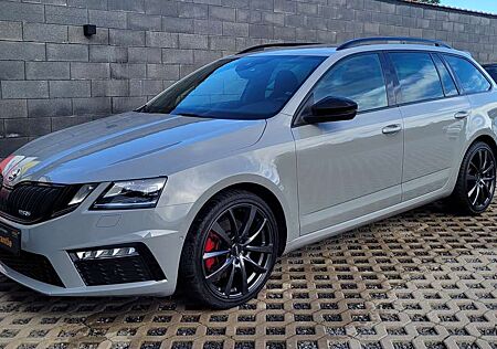 Skoda Octavia RS 4x4 SPORTPAKET*GARANTIE*KAMERA*ACC*AHK*SHZ*ALU