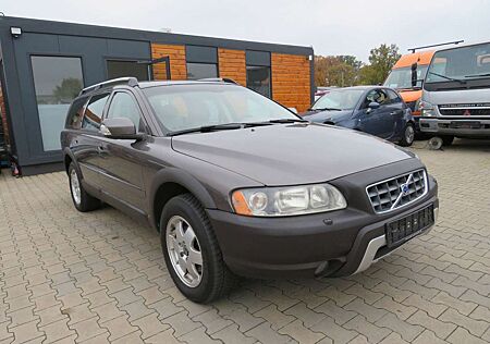 Volvo XC 70 XC70 *2,4D* D5 AWD Momentum*4x4*1HandCrossCountry