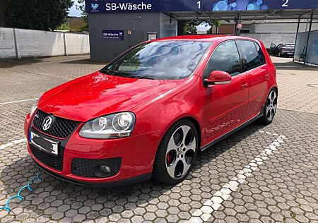 VW Golf GTI Volkswagen 2.0 DSG - Top Zustand