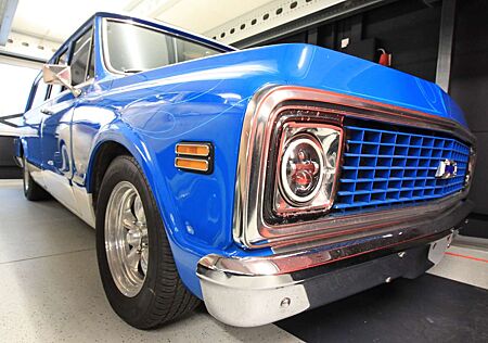 Chevrolet Suburban Big Block