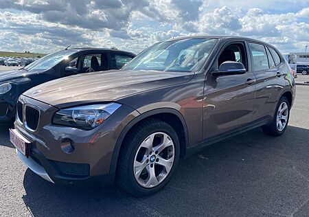 BMW X1 sDrive 20i AT SHZ Pano PDC Schckheft 2.Hd Tuv 1/26