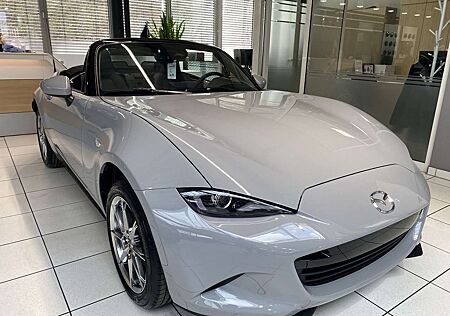 Mazda MX-5 1.5L SKYACTIV-G (132 hp) MX-5 2ST 1.5L 132 6MT RWD