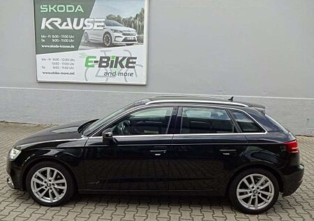 Audi A3 30 Sportback Sondermodell *Sport*