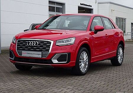 Audi Q2 1.4 TFSI design - LED / Navi / AHZV