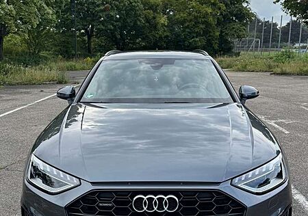 Audi A4 Avant 40 TDI quattro S tronic line
