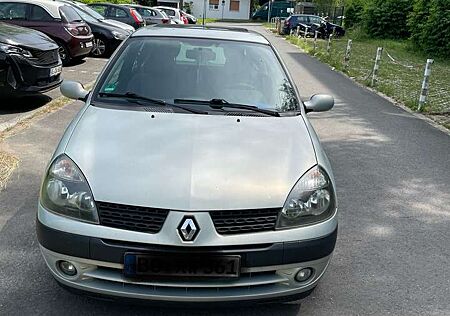Renault Clio 1.2 16V Authentique