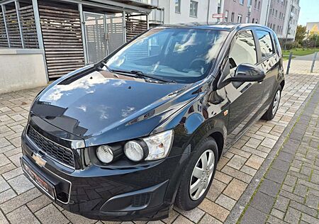 Chevrolet Aveo Schrägheck LT 1.2 Benzin Tüv/Au Neu