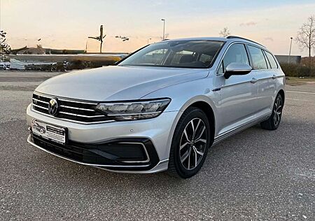 VW Passat Variant Volkswagen GTE Business ergoComfort*LED*CAM*