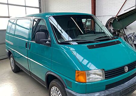 VW T4 Volkswagen Transporter 7DM1U2/Z39