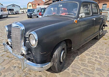 Mercedes-Benz Others Typ 180 A Ponton Restaurationsobjekt