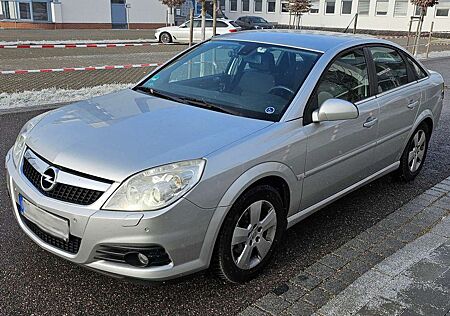 Opel Vectra Fließheck 1.8 Cosmo, 1. Hand, TüV bis 02/27