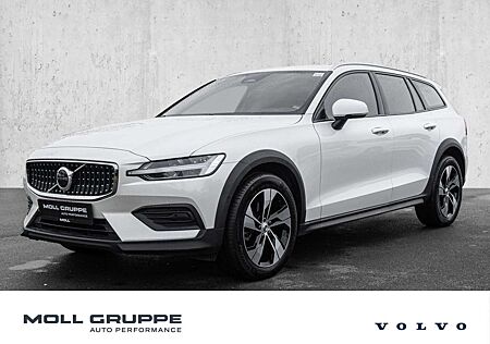 Volvo V60 Cross Country B4 D AWD Plus Bright PILOT LED
