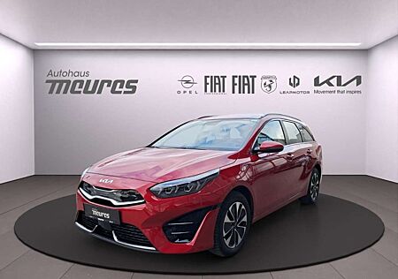 Kia XCeed Ceed SW / cee'd SW Sportswagon 1.6 PHEV Plug-in Hybrid Vision Navi Kl