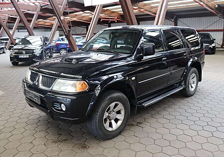 Mitsubishi Pajero Sport 2.5 TD Instyle KLIMAAUT*AHK*TÜV NEU