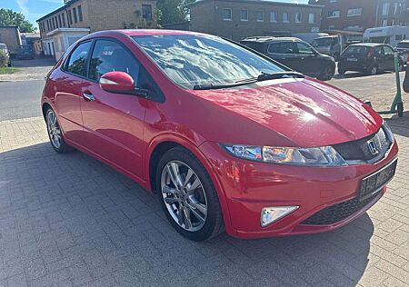 Honda Civic Lim. 5-trg. 1.8 Sport