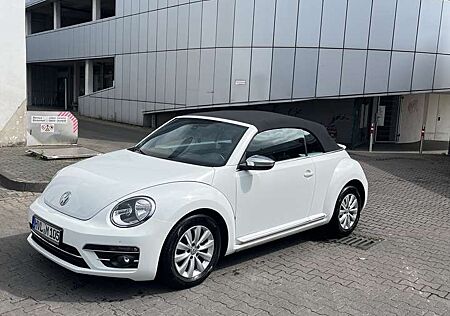 VW Beetle Volkswagen The Cabriolet 2.0 TDI (BlueMotion Tech)