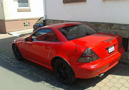 Mercedes-Benz SLK 320