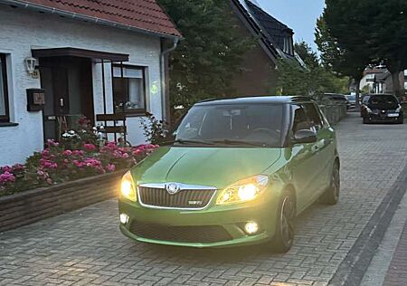 Skoda Fabia 1.4 TSI DSG RS
