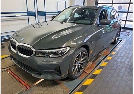BMW 320 e Advantage SAG/Navi/ParkAss/Tempomat/Hi-Fi