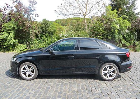 Audi A3 Limousine 35 TFSI basis