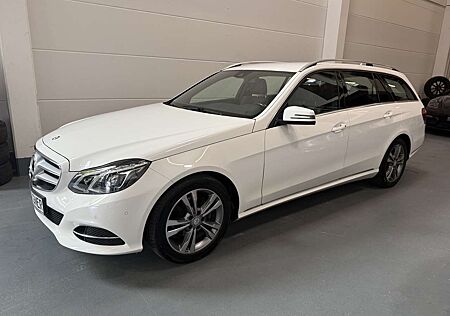 Mercedes-Benz E 220 BlueTec Navi*PDC*Tempomat*LED*TOP-Zustand