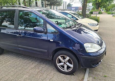 Ford Galaxy TDI Aut. Ghia