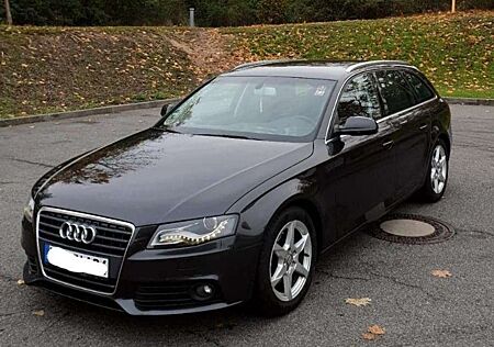Audi A4 Avant 2.0 TDI DPF multitronic Ambition
