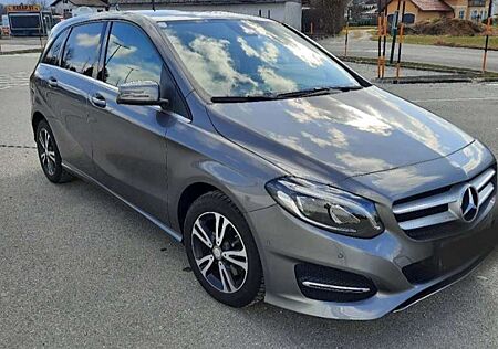 Mercedes-Benz B 200 Urban