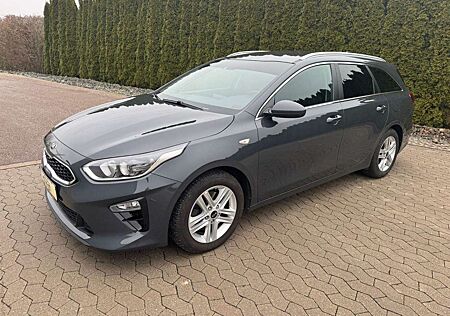 Kia XCeed Ceed SW / cee'd SW Ceed Sportswagon 1.5 T-GDI DCT *Navi*AHK*