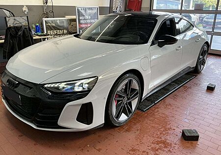 Audi e-tron GT quattro Matrix|B&O|CarPlay|HUD|Luft|SD