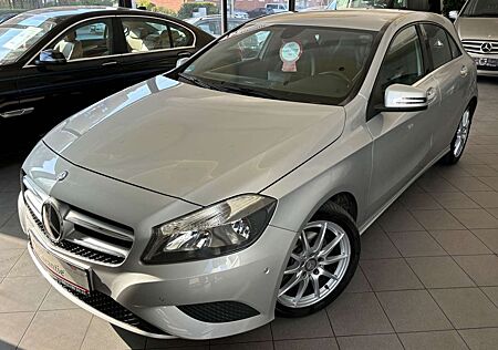 Mercedes-Benz A 180 A180 BlueEfficiency Urban ~6Gang~Leder~Navi~PDC