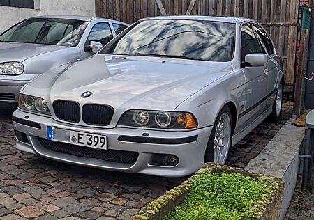 BMW 523 i M-Paket Schiebedach 2,5 Liter Liebhaber