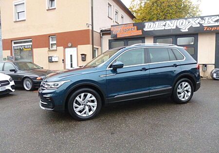 VW Tiguan Volkswagen Elegance 1-Hand Autobahnfahrzeug Alcantara AHK