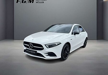 Mercedes-Benz A 250 e AMG Line +Wide+MBUX+Pano+AHK+MBeam+Navi
