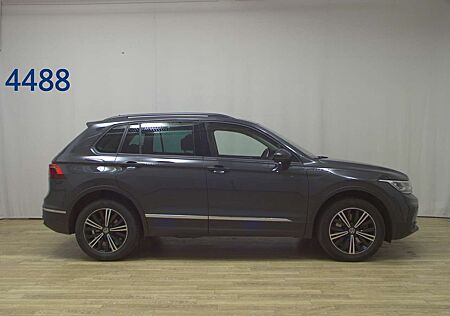 VW Tiguan Volkswagen 2.0 TDI 4M Life Navi IQ.Light AID Pano